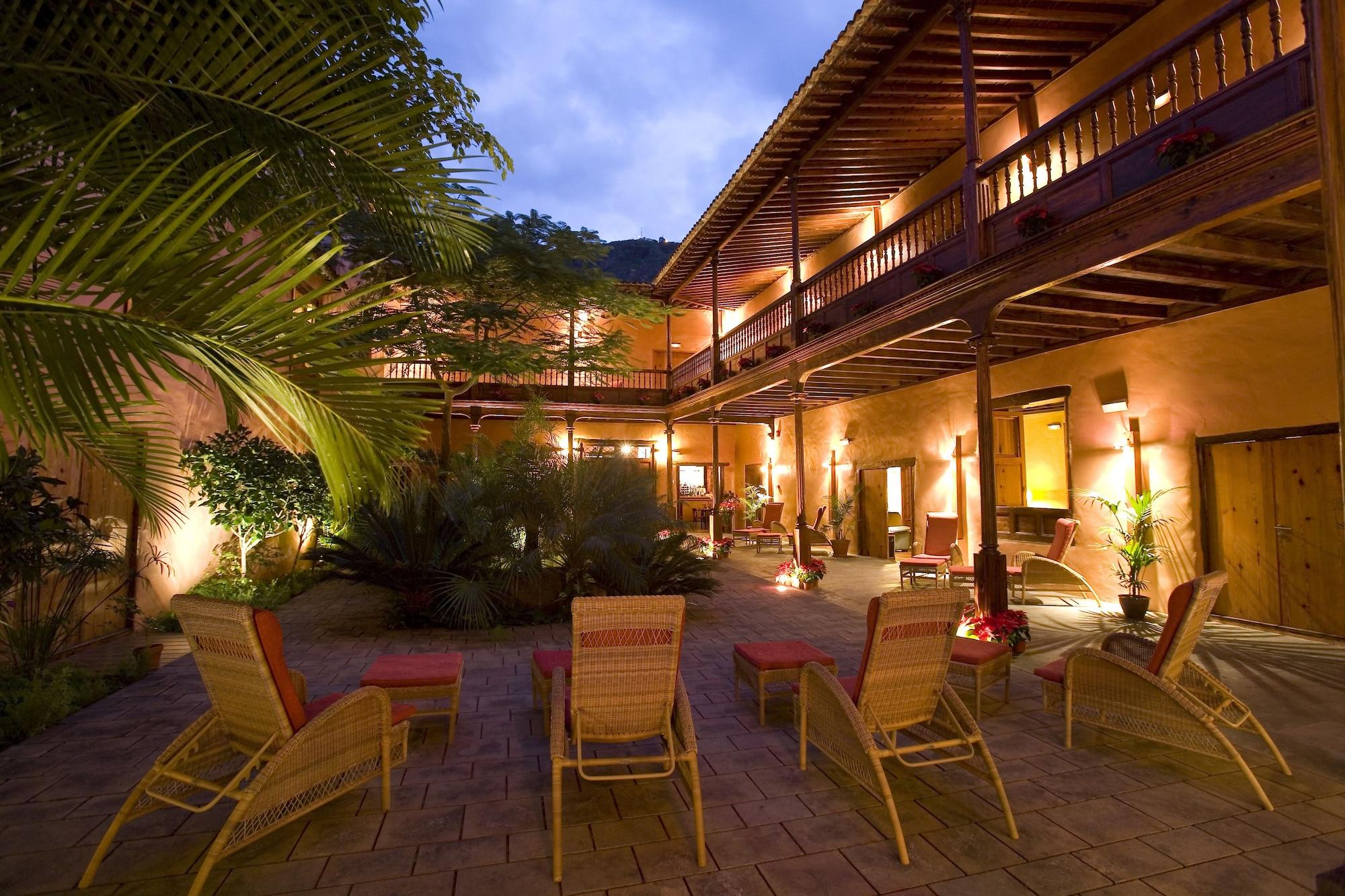 Hotel Livvo La Quinta Roja Гарачико Экстерьер фото