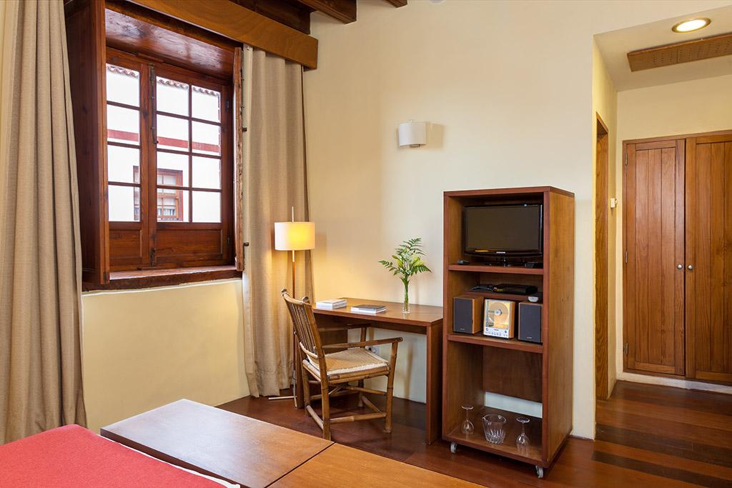 Hotel Livvo La Quinta Roja Гарачико Экстерьер фото